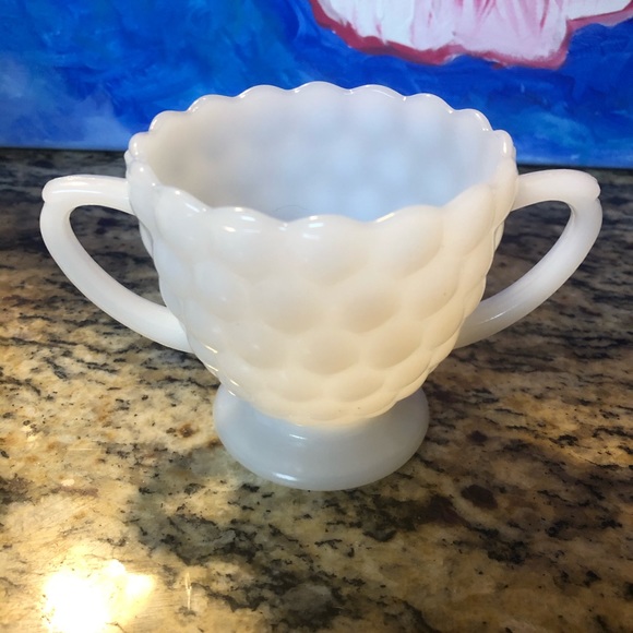 Vintage Kitchen Vintage Milk Glass Sugar And Creamer Set Poshmark
